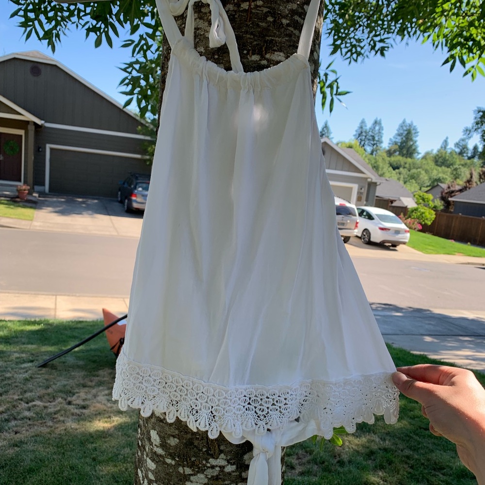 AE Halter Tank